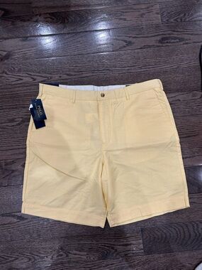 Ralph Lauren Pale Yellow Men’s Flat-Front Shorts